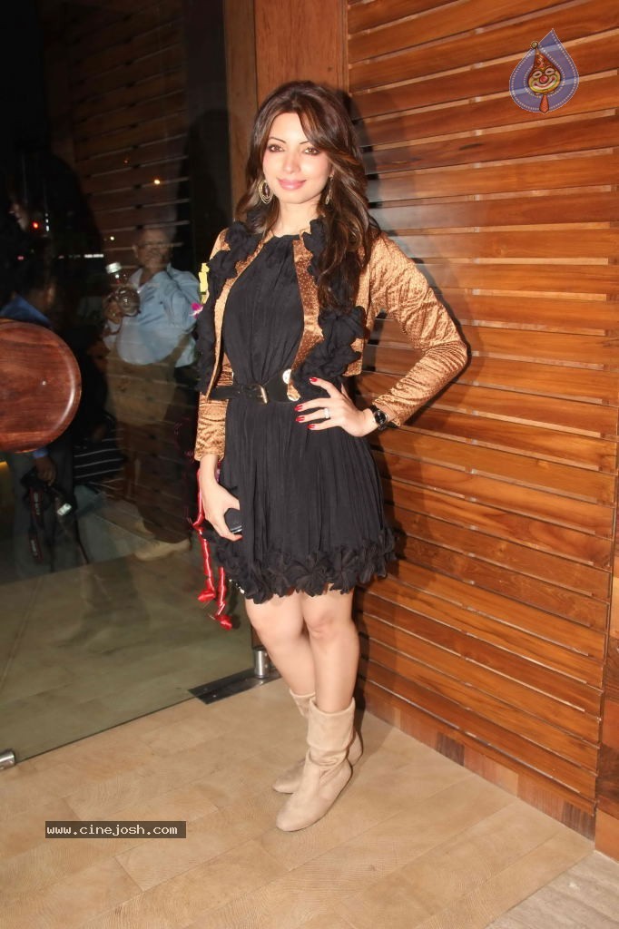 Celebs at Mangiamo Restaurant n Bar Launch - 96 / 106 photos