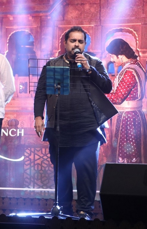 Manikarnika Music Launch - 10 / 17 photos