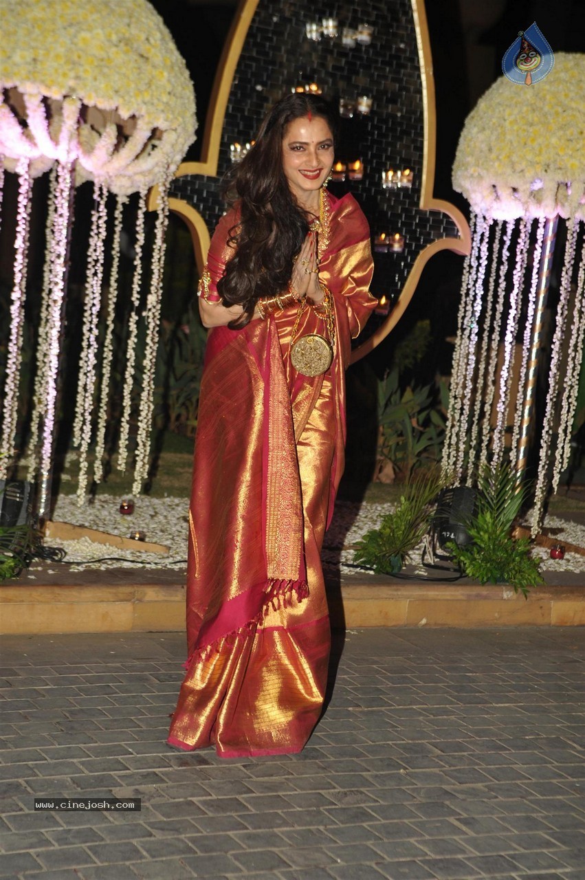 Manish Malhotra Niece Riddhi Malhotra Wedding Reception - 88 / 125 photos