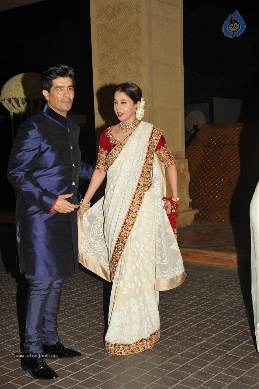 Manish Malhotra Niece Riddhi Malhotra Wedding Reception - 100 / 125 photos