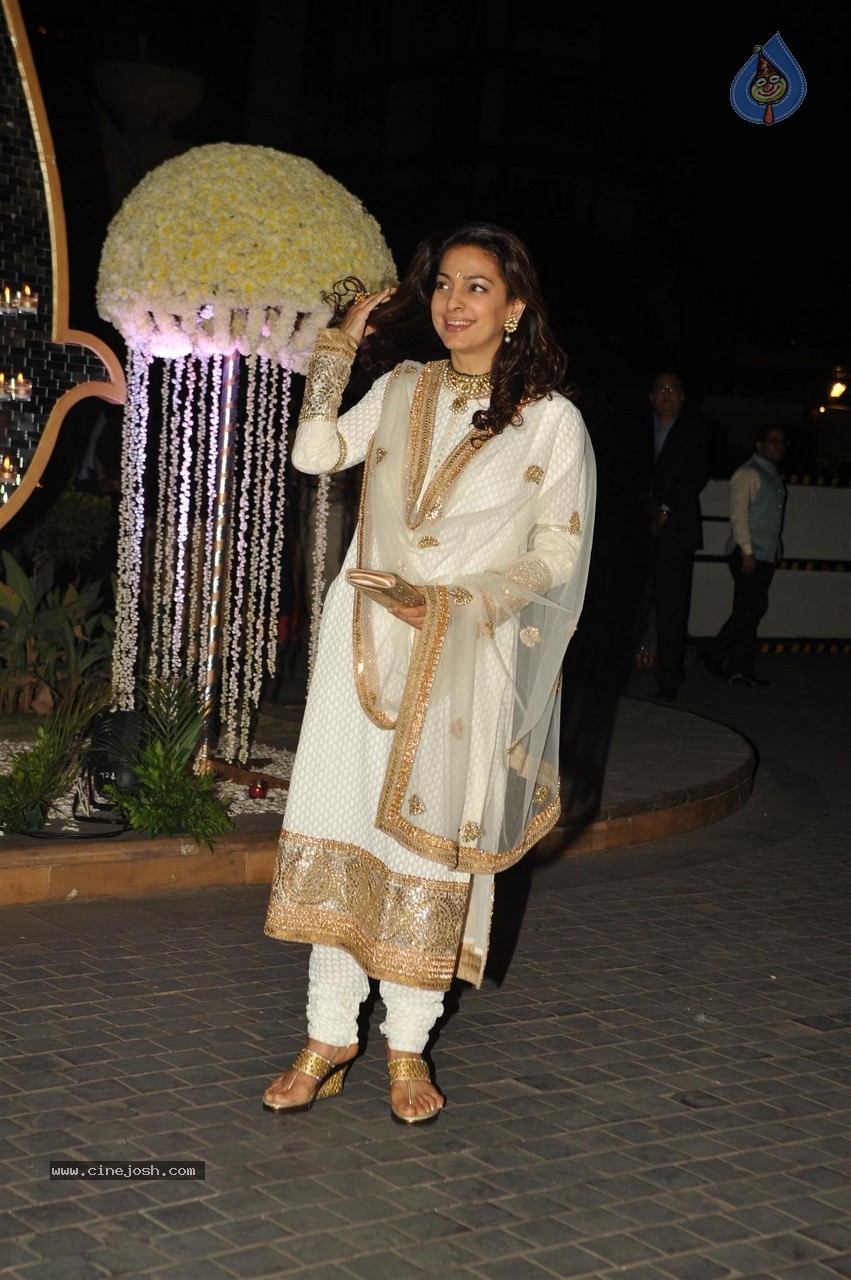 Manish Malhotra Niece Riddhi Malhotra Wedding Reception - 103 / 125 photos