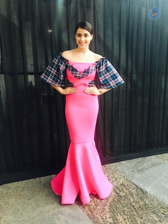 Mannara Chopra at Asian Designer Week - 14 / 16 photos