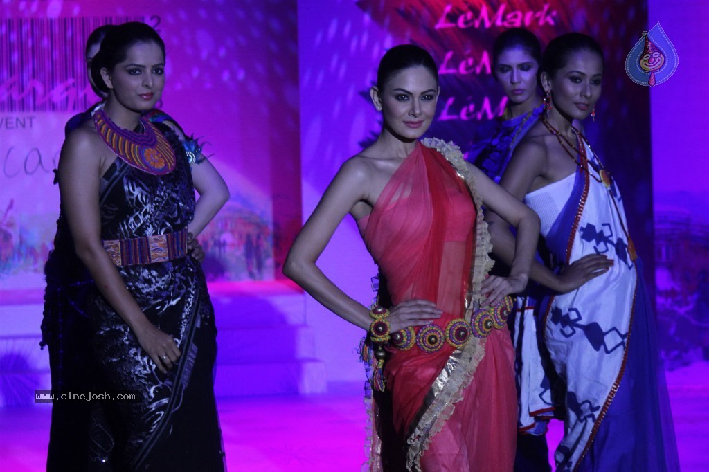 Marque 13 Fashion Show - 16 / 67 photos