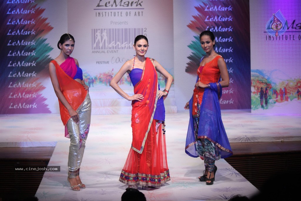 Marque 13 Fashion Show - 41 / 67 photos