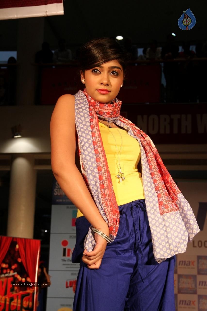 Max Summer Collection 2015 Launch Fashion Show - 57 / 112 photos
