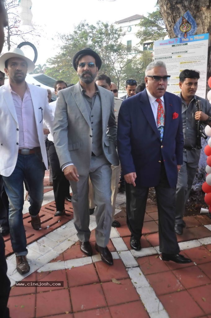 McDowell Signature Indian Derby 2014 - 27 / 78 photos