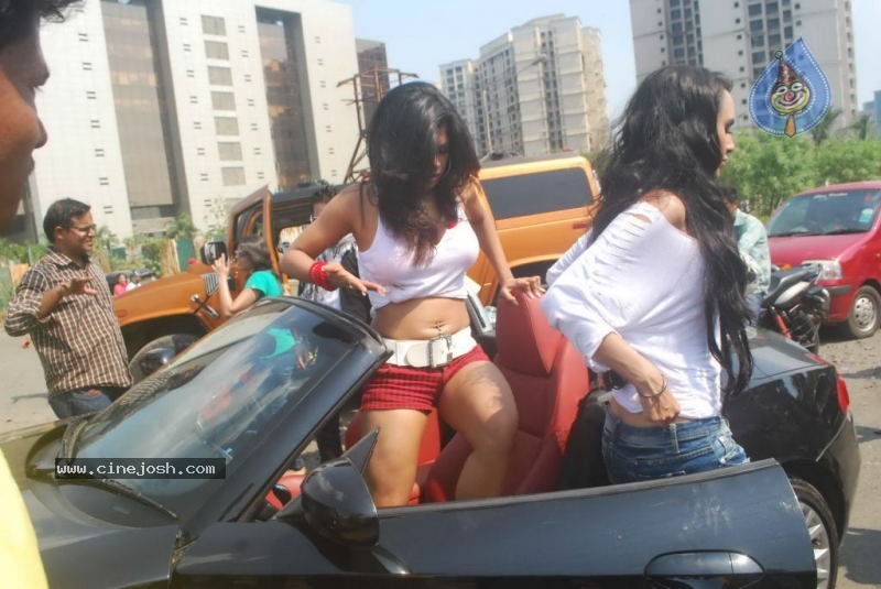 Mikas New Album Song Shooting Spot - 21 / 39 photos