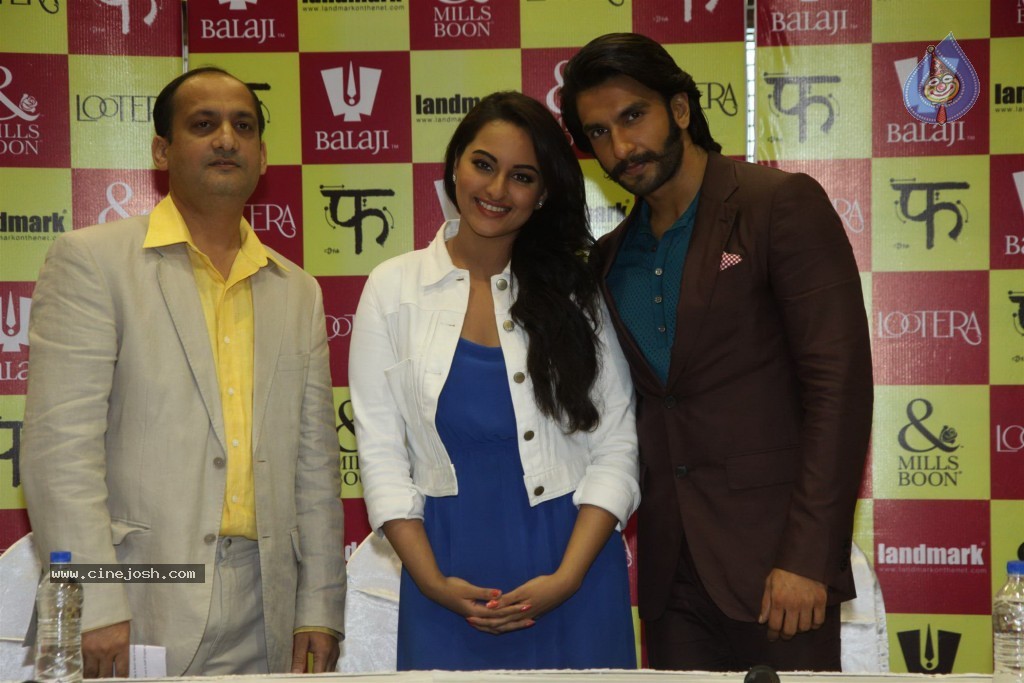 Mills n Boon Lootera Novels Pack Launch - 4 / 58 photos