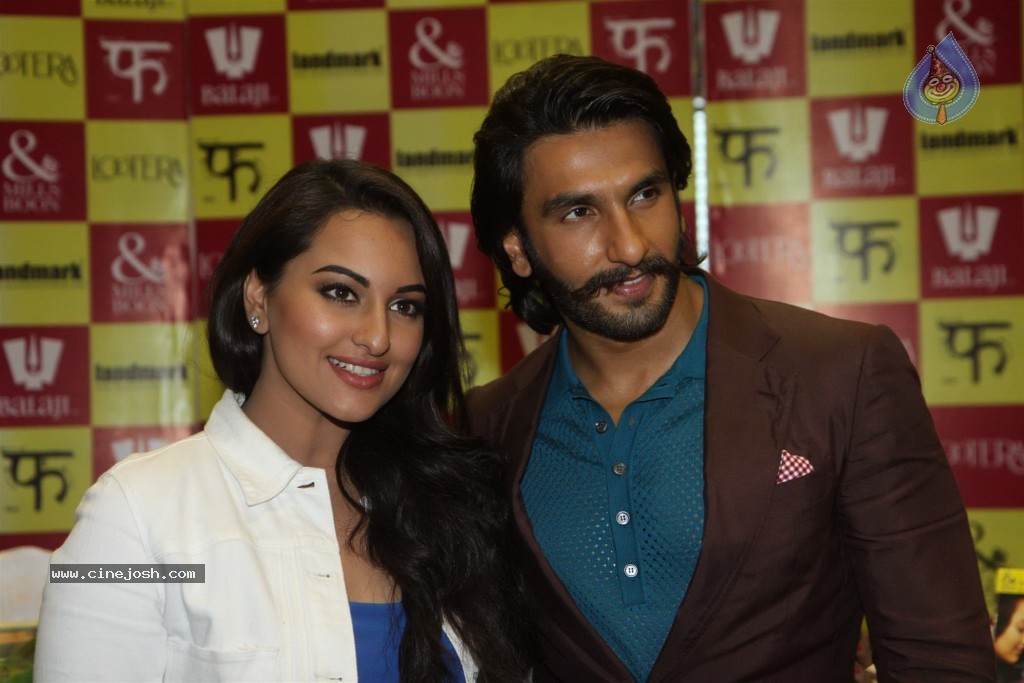 Mills n Boon Lootera Novels Pack Launch - 18 / 58 photos