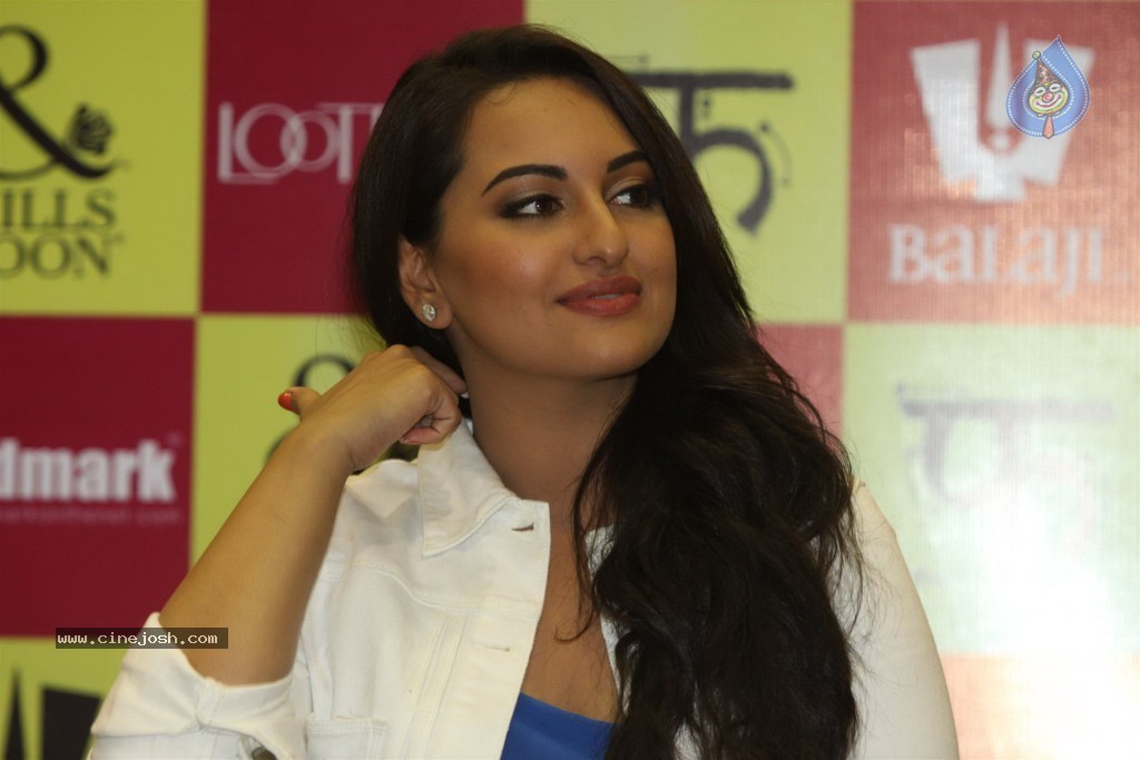 Mills n Boon Lootera Novels Pack Launch - 53 / 58 photos