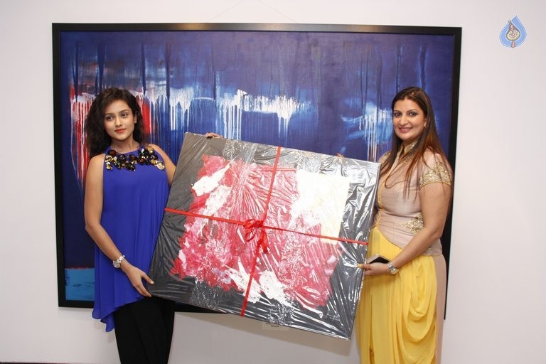 Mishti Chakraborty at Reflections Solo Show - 2 / 9 photos