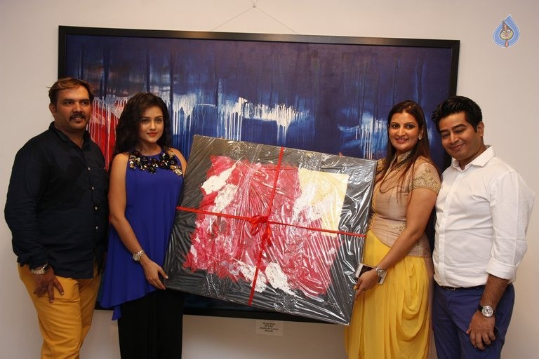 Mishti Chakraborty at Reflections Solo Show - 9 / 9 photos