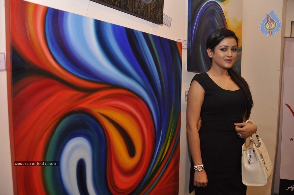 Mishti Chakraborty Visits Hues 2 Art Exhibition - 16 / 26 photos