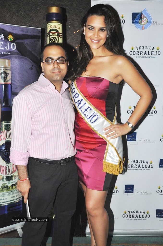 Miss Mexico Elisa Najera at Corralejo Party - 4 / 30 photos