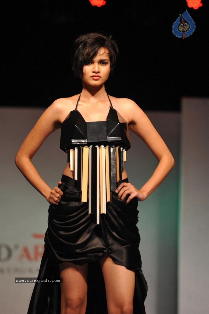 ModArt International Annual Graduating Fashion Show - 34 / 137 photos