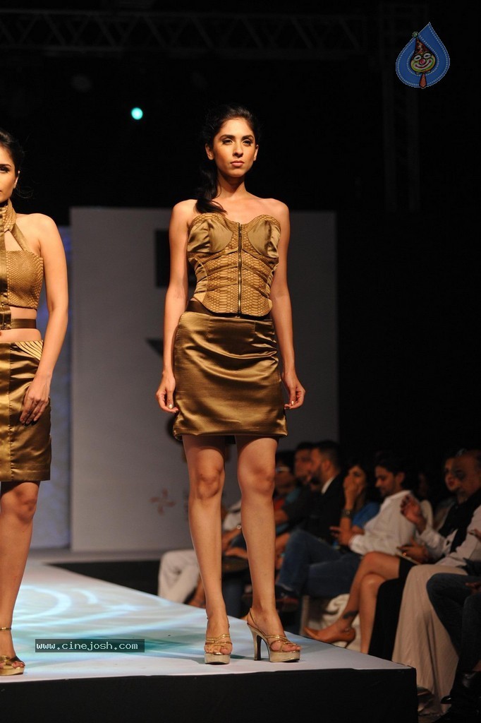 ModArt International Annual Graduating Fashion Show - 133 / 137 photos