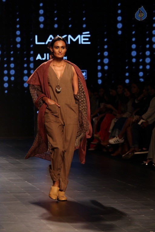 Models at Lakme Fashion Week Summer 2017 Show - 23 / 51 photos