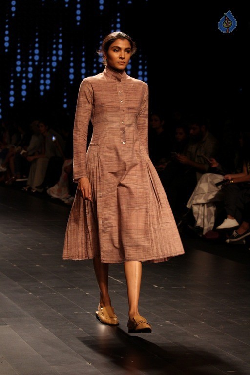 Models at Lakme Fashion Week Summer 2017 Show - 26 / 51 photos