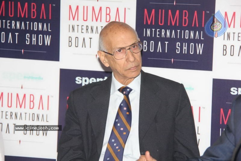Models at Mumbai International Boat Show - 1 / 72 photos