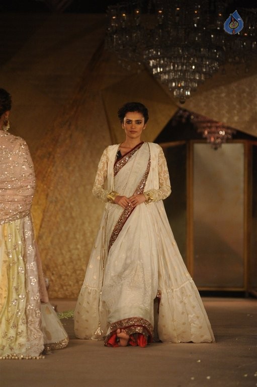 Models Walk the Ramp at Sahachari Foundation Event - 42 / 42 photos