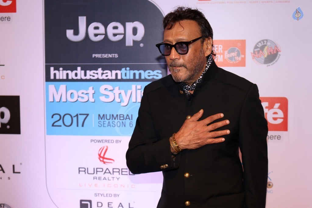 Most Stylish Awards 2017 Red Carpet 1 - 3 / 58 photos