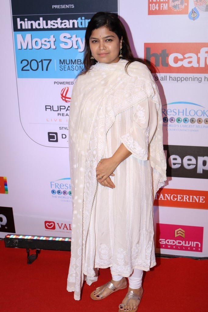 Most Stylish Awards 2017 Red Carpet 1 - 16 / 58 photos