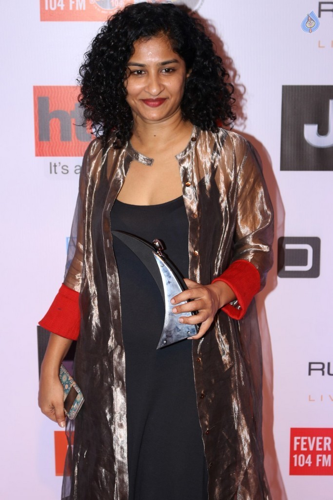 Most Stylish Awards 2017 Red Carpet 2 - 3 / 56 photos