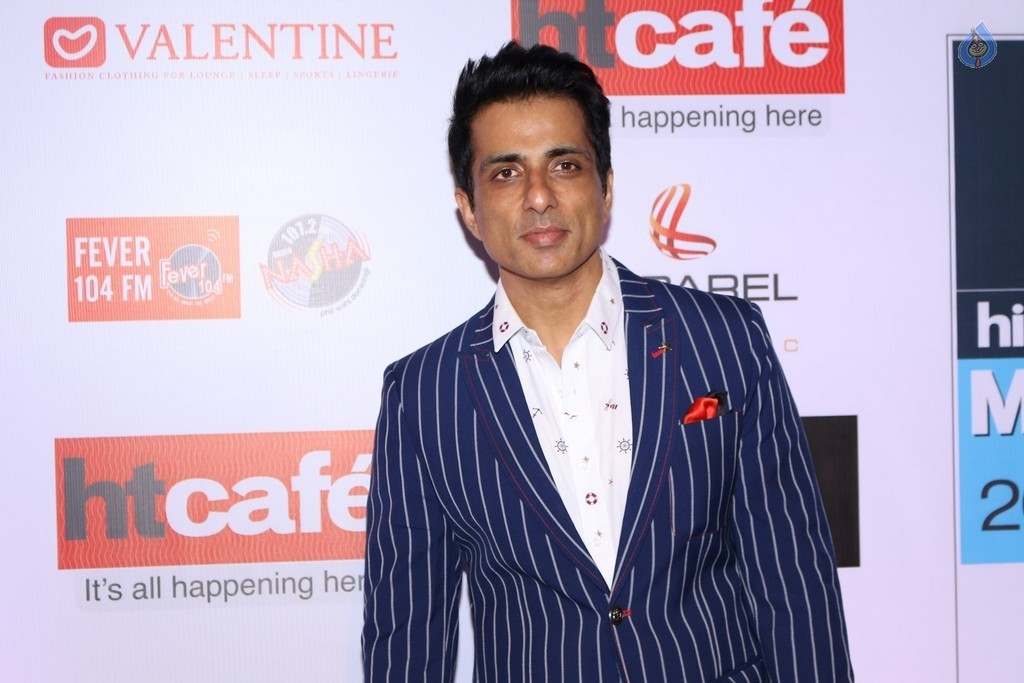 Most Stylish Awards 2017 Red Carpet 2 - 39 / 56 photos