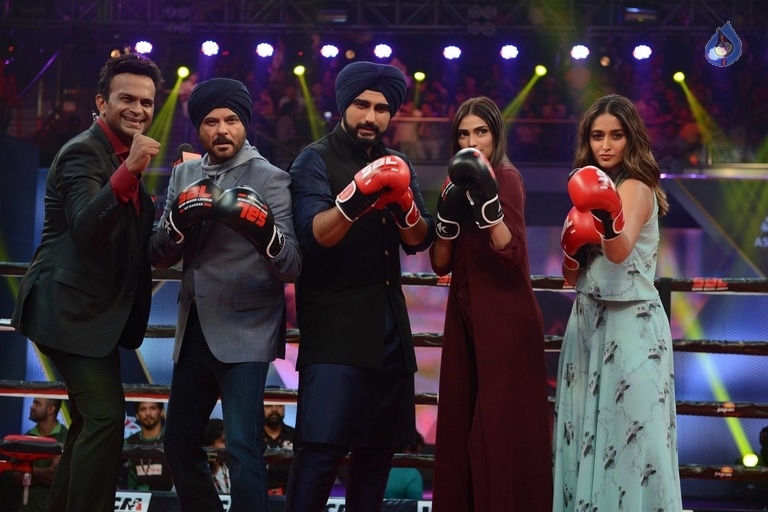 Mubarakan Team Celebrates The Spirit of Sadbhawna Diwas - 5 / 63 photos