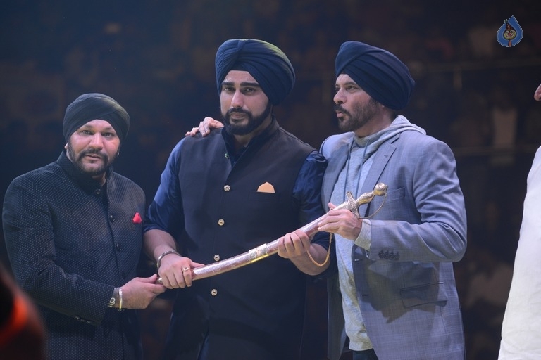 Mubarakan Team Celebrates The Spirit of Sadbhawna Diwas - 6 / 63 photos