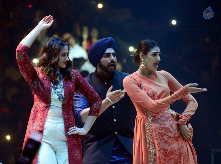 Mubarakan Team Celebrates The Spirit of Sadbhawna Diwas - 14 / 63 photos