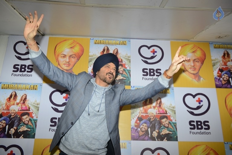 Mubarakan Team Celebrates The Spirit of Sadbhawna Diwas - 26 / 63 photos