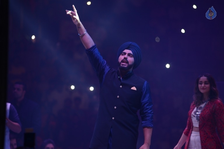 Mubarakan Team Celebrates The Spirit of Sadbhawna Diwas - 56 / 63 photos