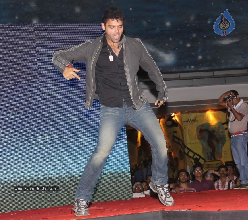 Mulund Festival 2011 Grand Finale Event - 7 / 47 photos