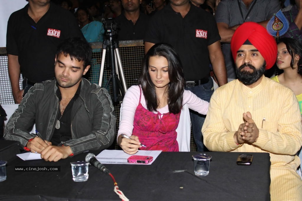 Mulund Festival 2011 Grand Finale Event - 9 / 47 photos