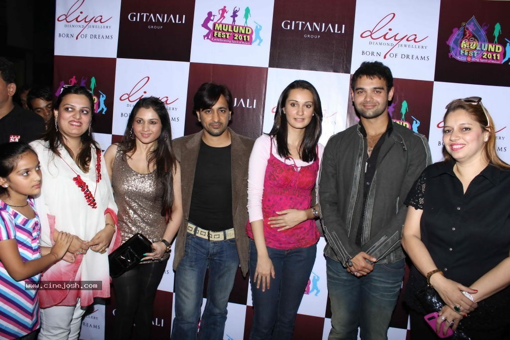 Mulund Festival 2011 Grand Finale Event - 35 / 47 photos