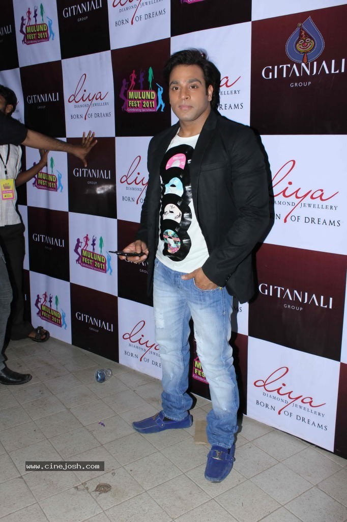 Mulund Festival 2011 Grand Finale Event - 41 / 47 photos