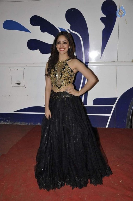 Mumbai Police Melawa Umang Red Carpet - 13 / 37 photos
