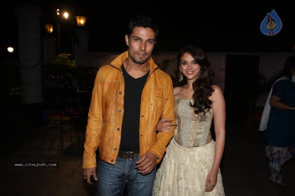 MURDER 3 First Look Launch - 4 / 54 photos