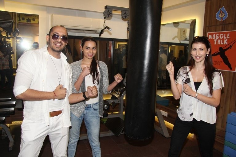 Muscle Talk Gymnasium Opening - 24 / 51 photos