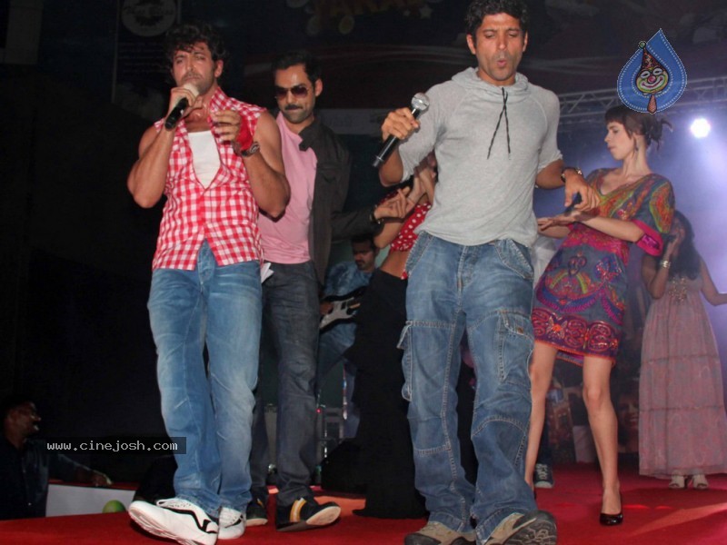 Music Launch of Zindagi Na Milegi Dobara - 13 / 38 photos