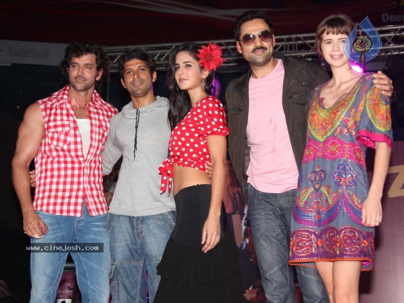 Music Launch of Zindagi Na Milegi Dobara - 17 / 38 photos