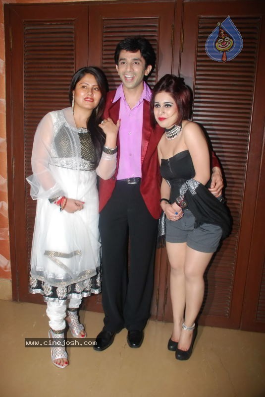 Bollywood: My Husband's Wife Music Launch  - 33 / 51 photos