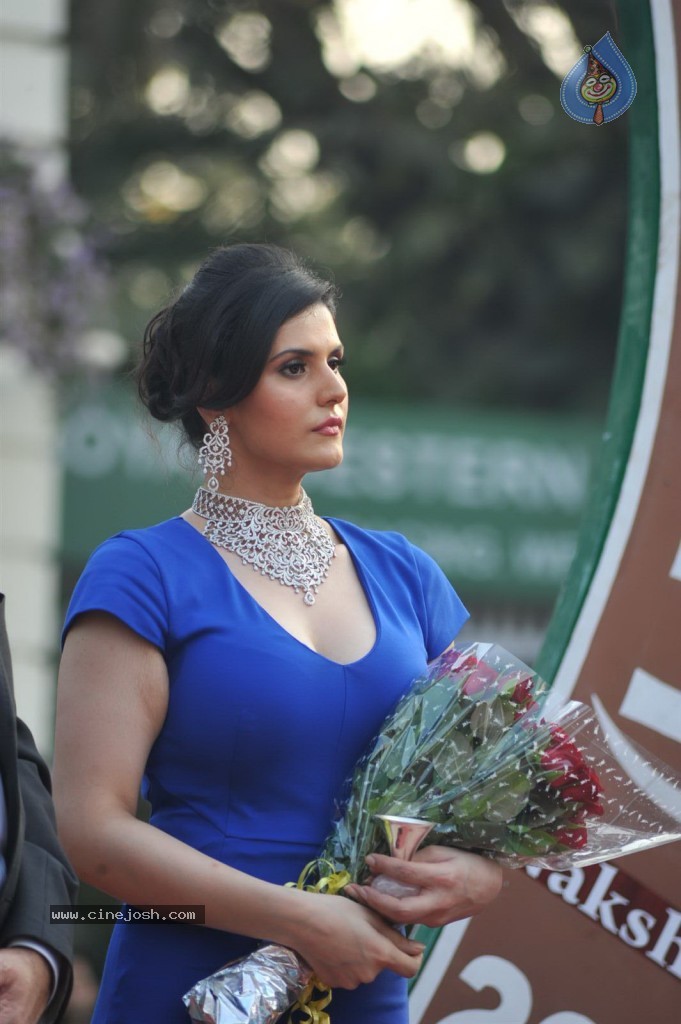 Nakshatra Guineas Race 2012 Event - 6 / 60 photos