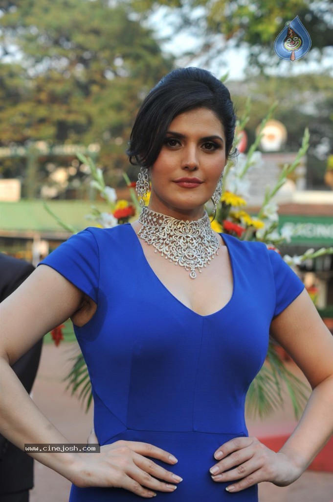 Nakshatra Guineas Race 2012 Event - 17 / 60 photos