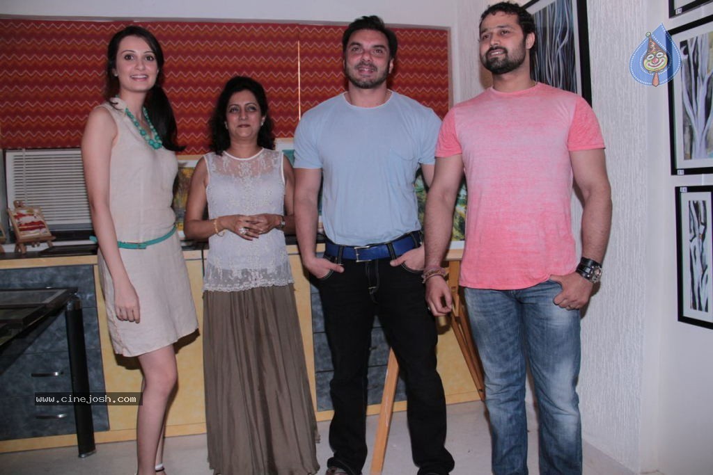 Nandita Desai Art Works Auction Event - 7 / 23 photos