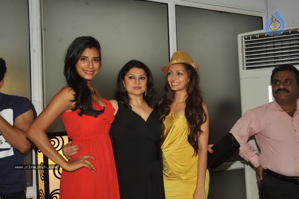 Nautanki Saala Success Party - 10 / 87 photos