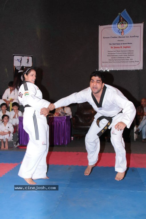 Neetu Chandra at Taekwondo Challenge 2102 Event - 6 / 82 photos