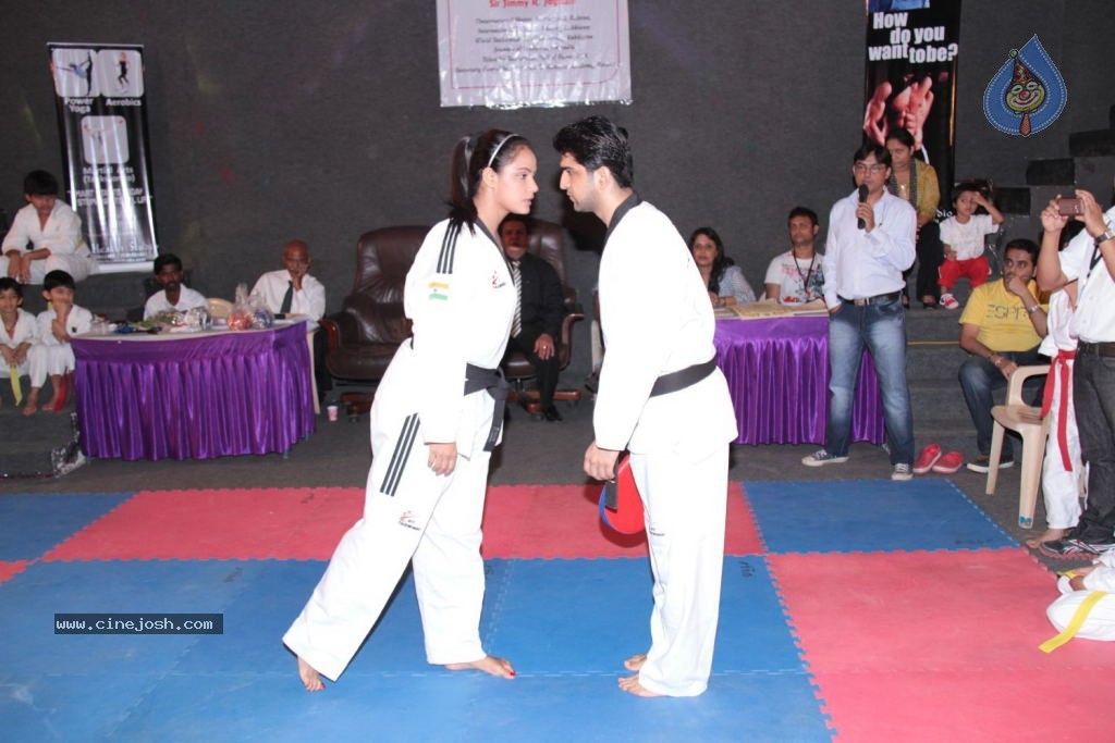 Neetu Chandra at Taekwondo Challenge 2102 Event - 14 / 82 photos