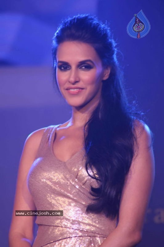 Neha Dhupia at Jaguar Artize Launch - 27 / 40 photos